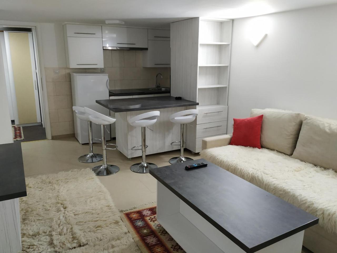Apartment Merjam SJJ Buitenkant foto